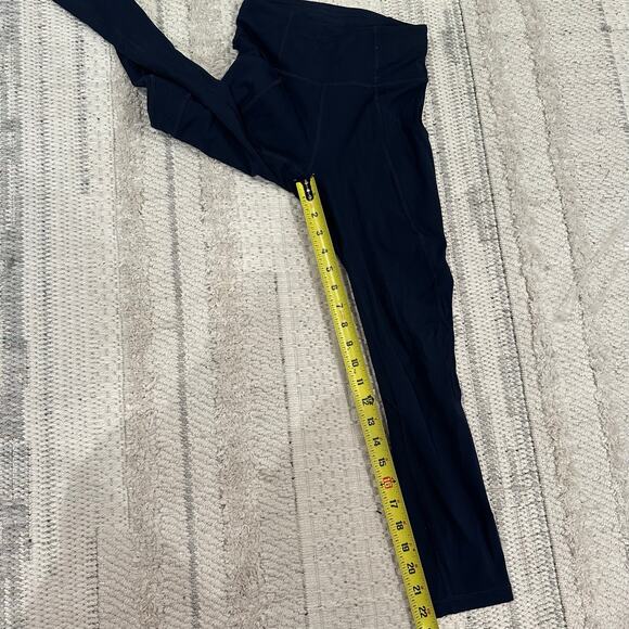 LULULEMON Women's Time To Sweat Crop 23" Size 2 In True Navy - Picture 9 of 12